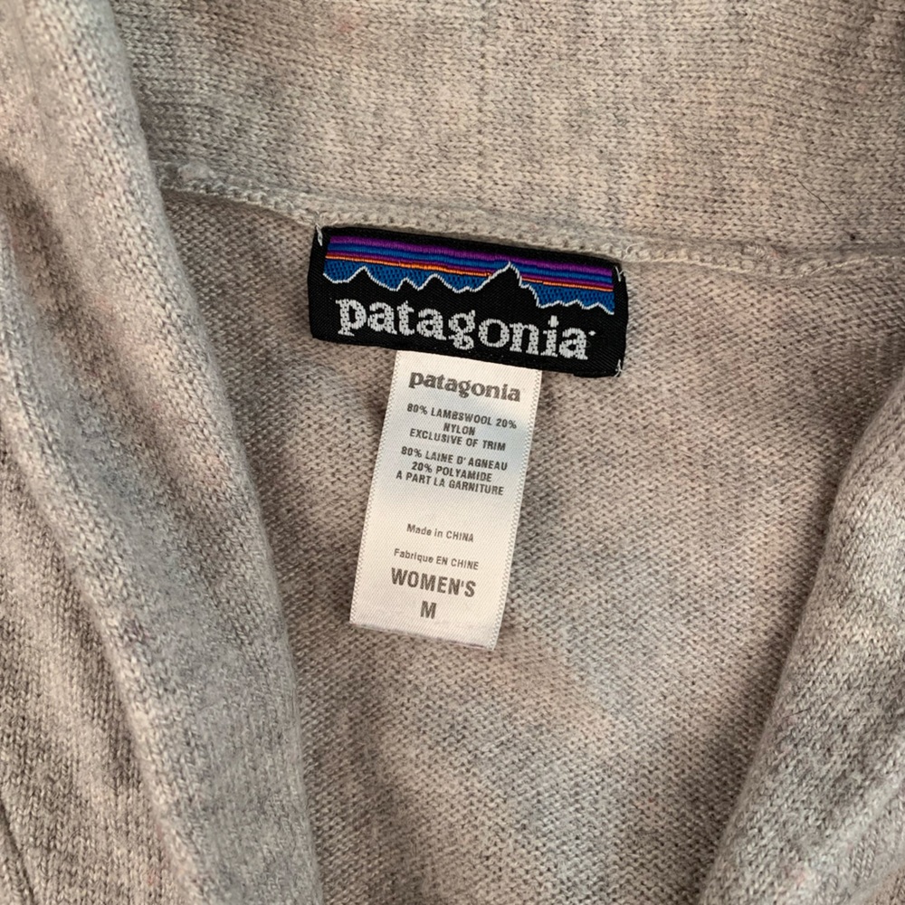 Patagonia Lambswool gray and red striped sweater cardigan - Picture 3 of 4